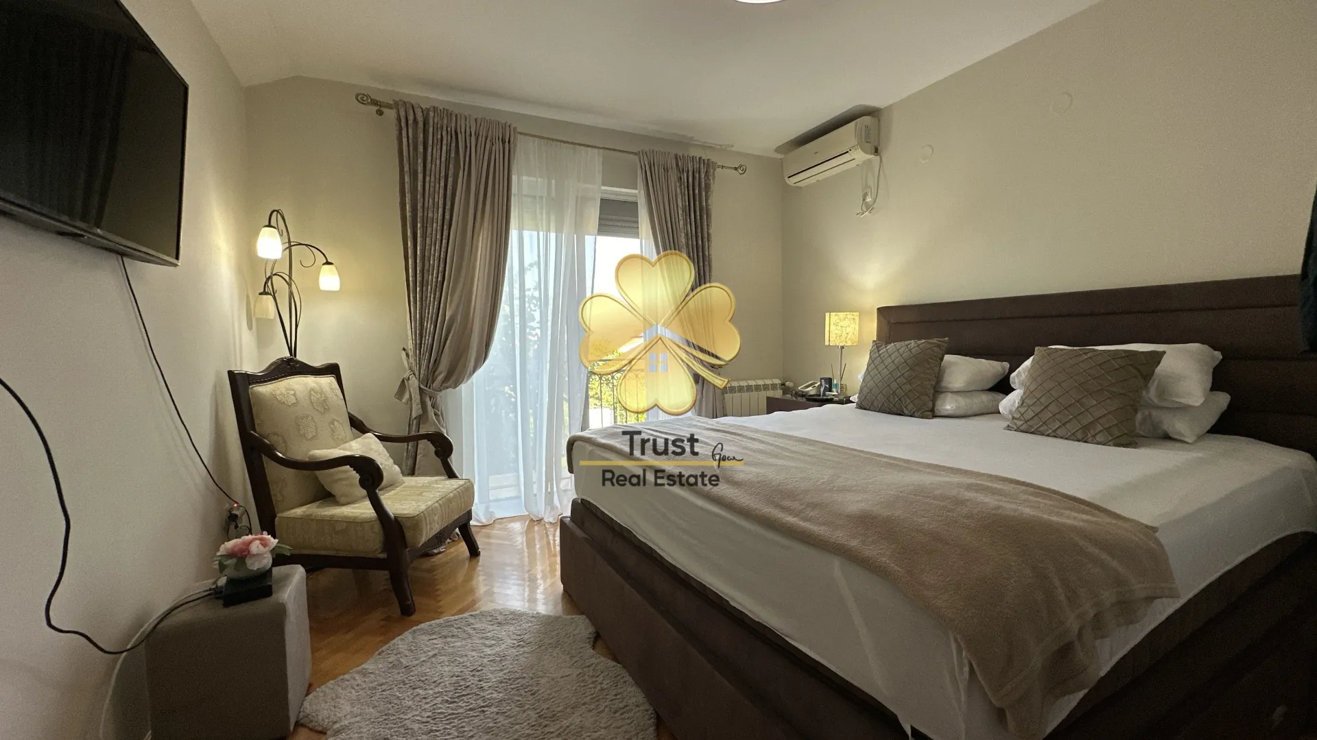 Rent, house, 250m², Donja Gorica, Podgorica