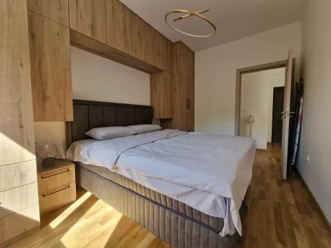 Izdavanje, jednosoban stan, 46m², Bečići, Budva - image 4