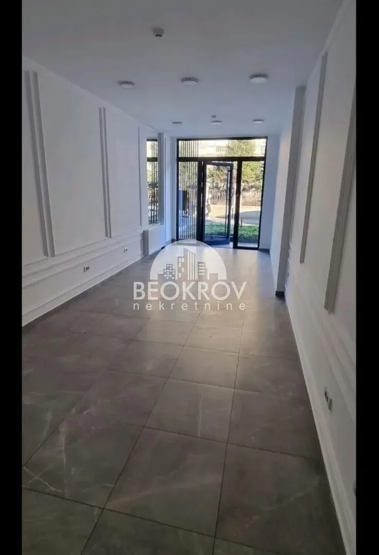 Rent, office space, 31m², Čubura, Beograd