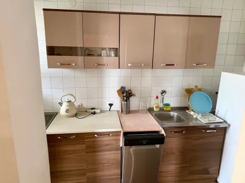 Izdavanje, dvosoban stan, 80m², Centar, Bar - image 3
