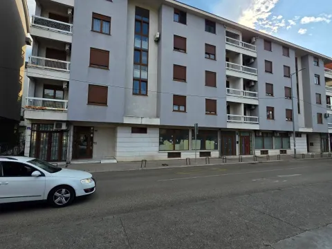 Rent, one bedroom apartment, 52m², Dalmatinska ulica, Podgorica - image 8