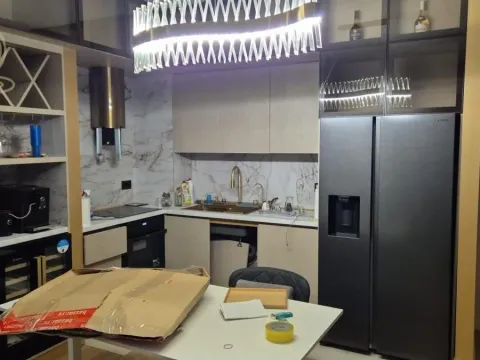 Izdavanje, trosoban stan, 80m², Savski Venac, Beograd - image 3