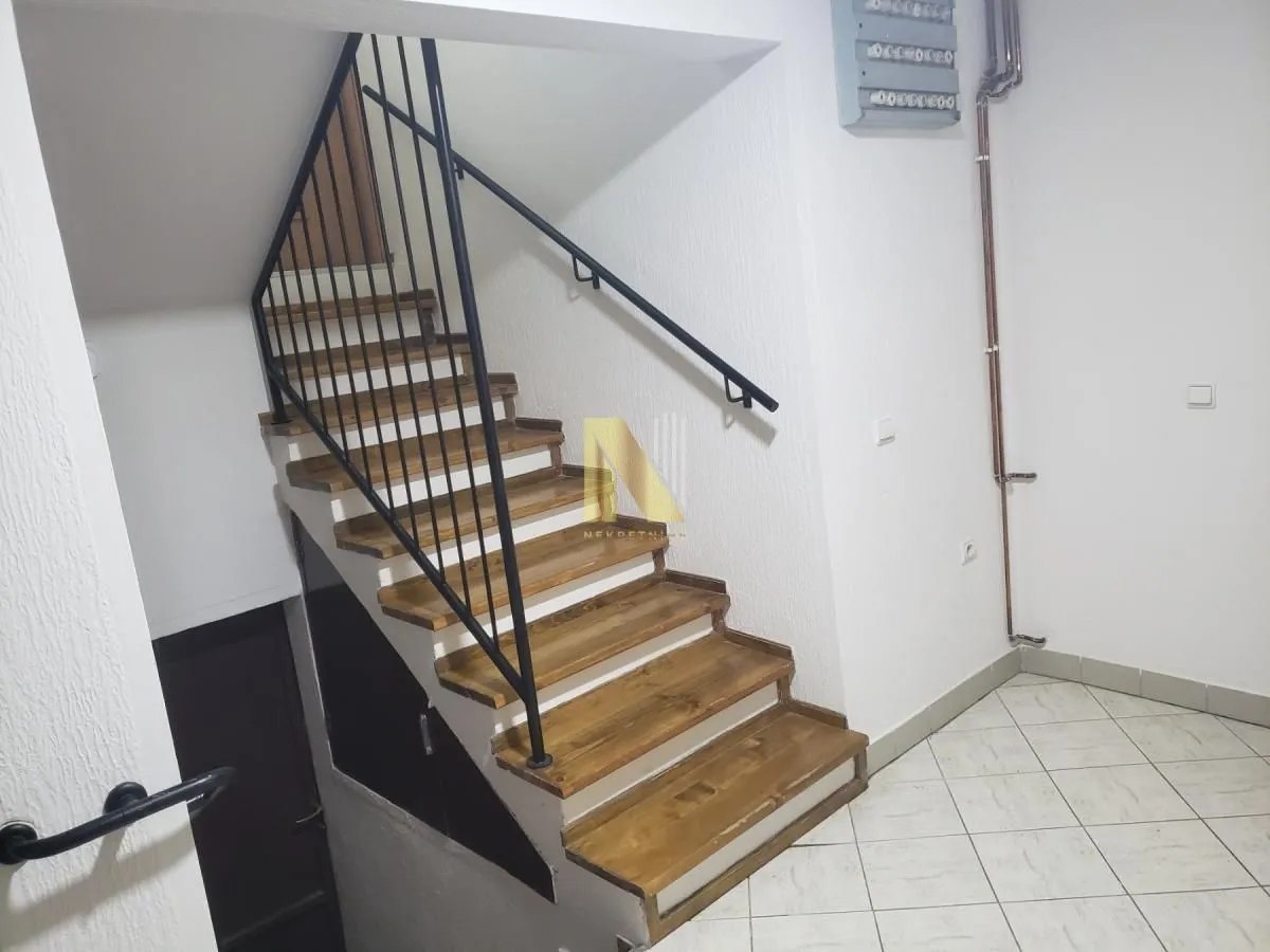 Prodaja, kuća, 350m², Sremska Kamenica, Petrovaradin