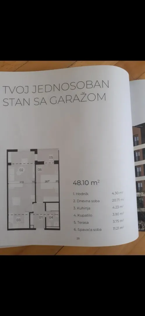 Plan jednosobnog stana sa prikazom rasporeda i površina prostorija.