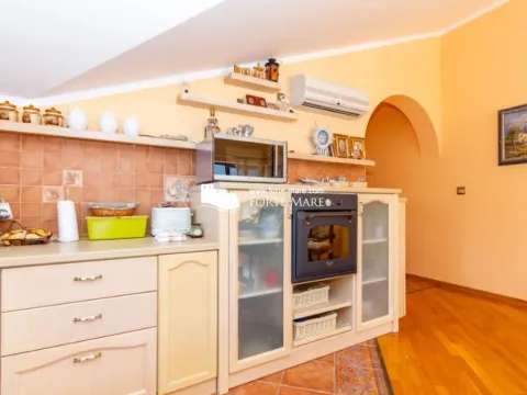 Prodaja, dvosoban stan, 88m², Đenovići, Herceg Novi - image 6