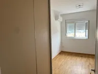 Izdavanje, dvosoban stan, 66m², Stari Aerodrom, Podgorica - image 6