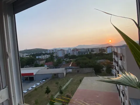 Rent, one bedroom apartment, 45m², Pobrežje, Podgorica - image 4
