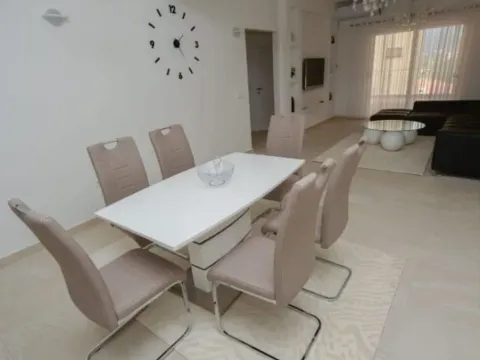 Prodaja, dvosoban stan, 117m², Pržno, Budva - image 3