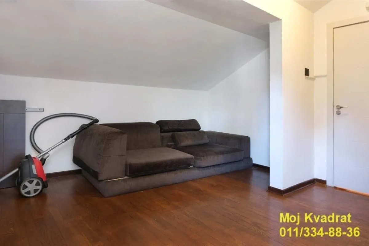 Sale, four bedroom apartment, 125m², Autokomanda, Voždovac Sve Podlokacije