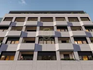 Prodaja, četvorosoban stan, 121m², Centar, Novi Sad