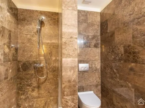 Prodaja, dvosoban stan, 160m², Prčanj, Kotor - image 9