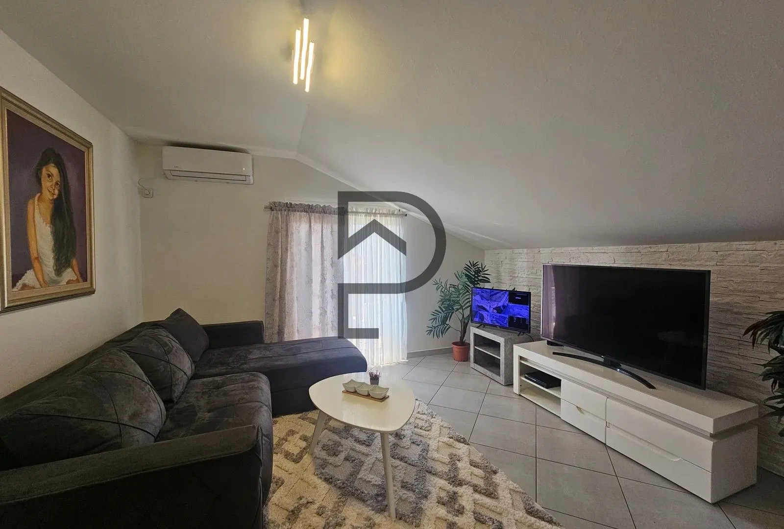 Sale, house, 200m², Podgorica, Crna Gora