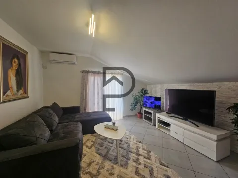 Prodaja, kuća, 200m², Podgorica, Crna Gora - image 27