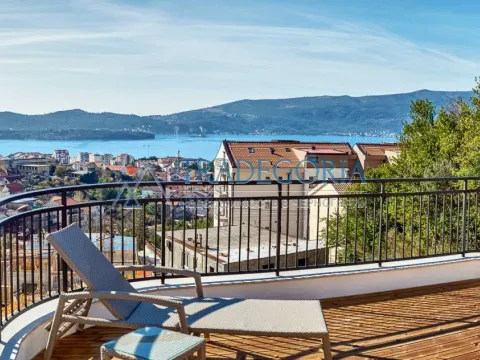 Prodaja, kuća, 180m², Tivat, Crna Gora