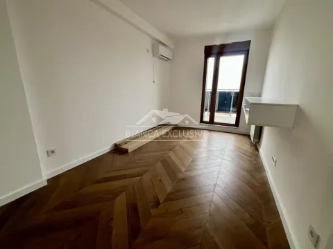 Sale, four bedroom apartment, 122m², Bulbulder, Zvezdara Sve Podlokacije - image 9