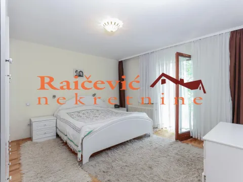 Prodaja, kuća, 360m², Grocka, Beograd - image 5