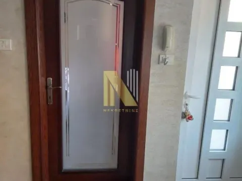 Prodaja, kuća, 102m², Cara Dušana, Novi Sad Sve Podlokacije - image 5