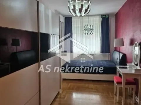 Izdavanje, četvorosoban stan, 96m², Vračar Sve Podlokacije, Beograd - image 14