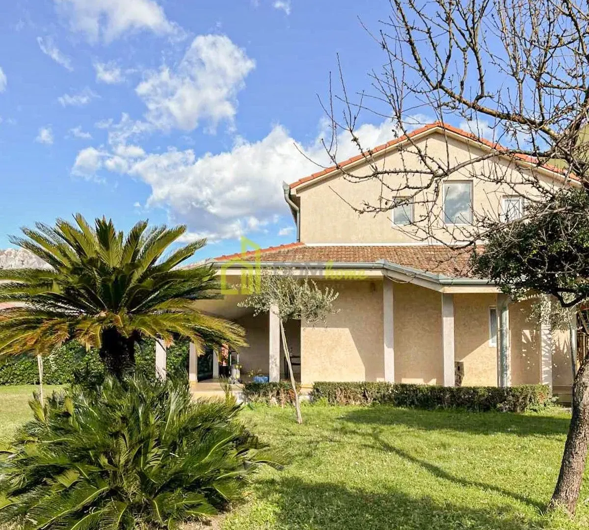 Sale, house, 128m², Centar, Bar