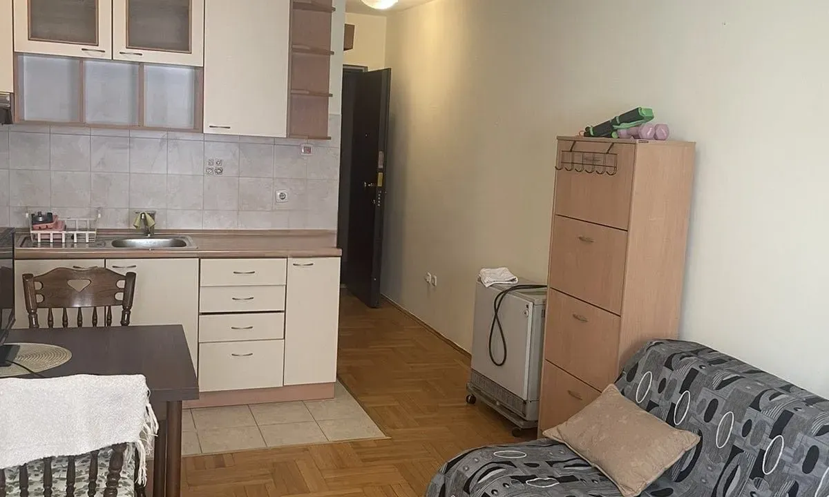 Izdavanje, stan, 21m², Preko Morače, Podgorica