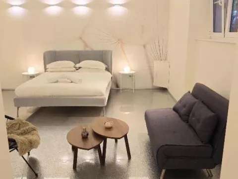 Izdavanje, jednosoban stan, 53m², Stari Grad, Beograd