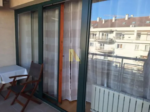 Izdavanje, dvosoban stan, 56m², Stari grad, Novi Sad - image 13