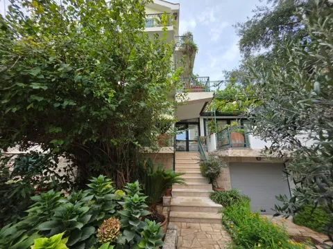 Prodaja, kuća, 285m², Budva, Crna Gora - image 25