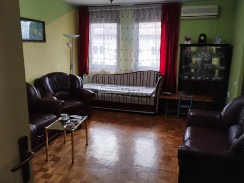 Stan in Bežanijska Kosa 3