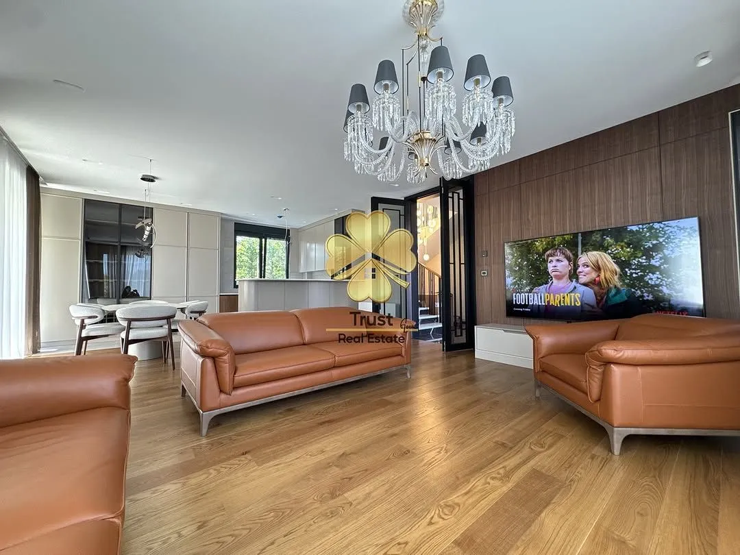 Rent, house, 230m², Gornja Gorica, Podgorica