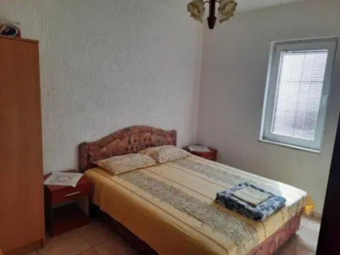 Rent, one bedroom apartment, 50m², Sutomore, Bar - image 6