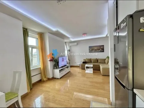 Izdavanje, stan, 60m², Stari Grad, Beograd - image 5