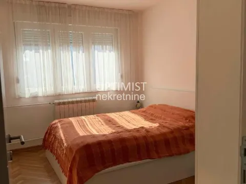 Rent, two bedroom apartment, 53m², Slavija, Vračar Sve Podlokacije - image 8