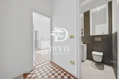 Prodaja, trosoban stan, 132m², Cvetni Trg, Vračar Sve Podlokacije - image 10
