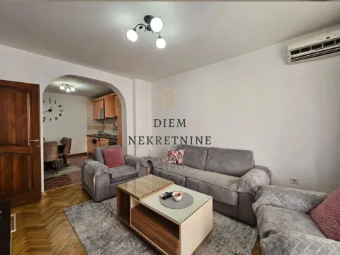 Rent, one bedroom apartment, 55m², Centar, Bar - image 12