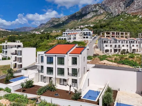 Sale, house, 140m², Reževići, Budva - image 18