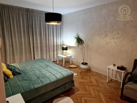 Izdavanje, trosoban stan, 70m², Vračar Sve Podlokacije, Beograd - image 10