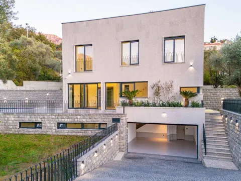 Prodaja, kuća, 240m², Kamenovo, Budva - image 3