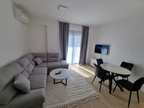 Izdavanje, jednosoban stan, 40m², Budva, Crna Gora - image 8