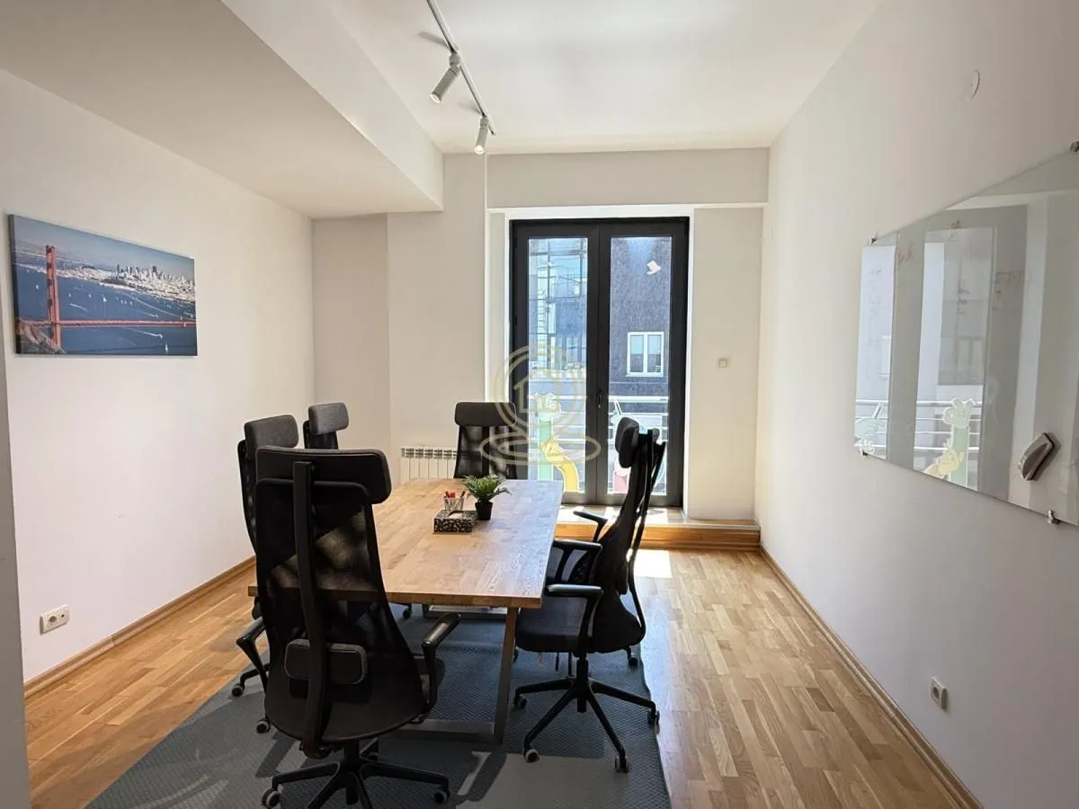 Rent, office space, 312m², Sajmište, Novi Sad