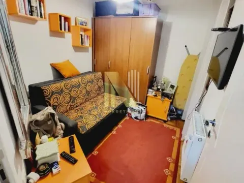 Prodaja, dvosoban stan, 40m², Stari grad, Novi Sad - image 10