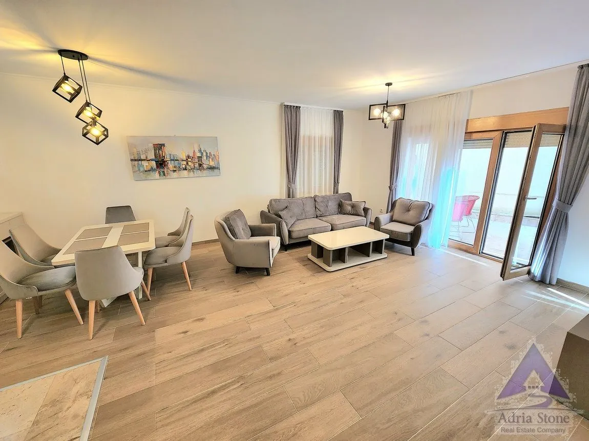 Prodaja, jednosoban stan, 87m², Pržno, Budva