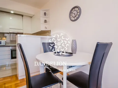 Izdavanje, dvosoban stan, 75m², Vezirov Most, Podgorica - image 20