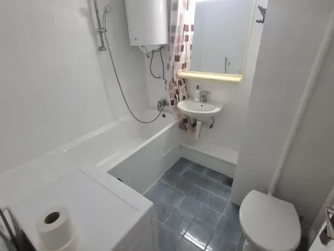 Rent, one bedroom apartment, 35m², Bulevar Oslobodjenja, Novi Sad Sve Podlokacije - image 6