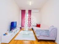 Izdavanje, jednosoban stan, 43m², Central Point, Podgorica - image 1