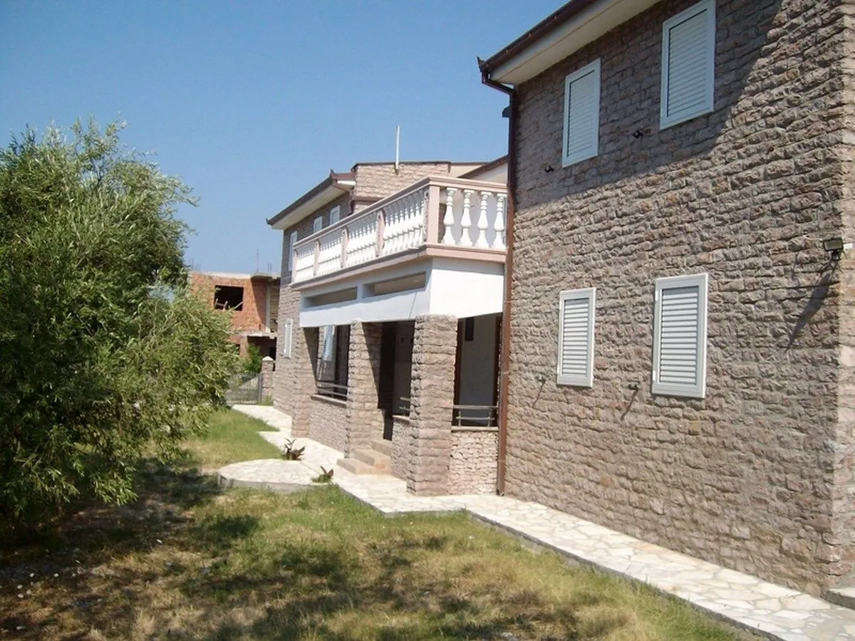 Prodaja, kuća, 293m², Bar, Crna Gora