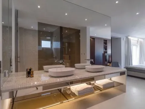 Sale, apartment, 1000m², Rafailovići, Budva - image 7