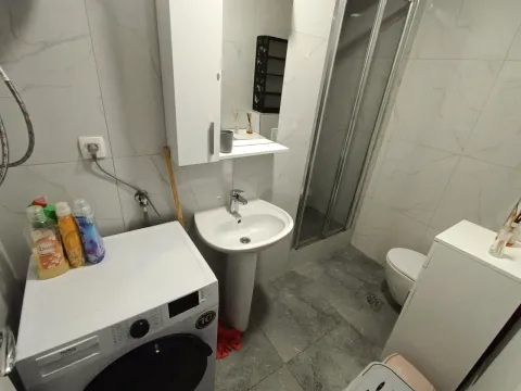 Rent, three bedroom apartment, 80m², Centar, Budva - image 10