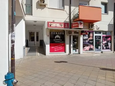 Rent, office space, 100m², Centar, Inđija - image 10