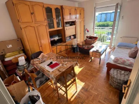 Prodaja, jednosoban stan, 30m², Nova Detelinara, Novi Sad Sve Podlokacije