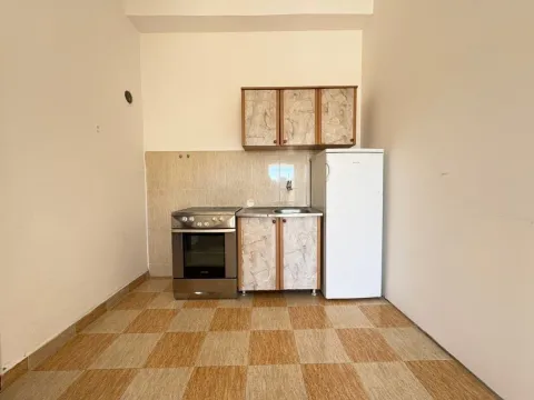 Rent, house, 45m², Drač, Podgorica - image 3